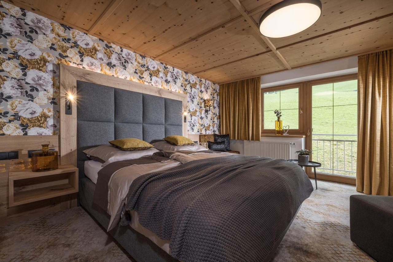 Hotel Burgschrofn Тукс Экстерьер фото